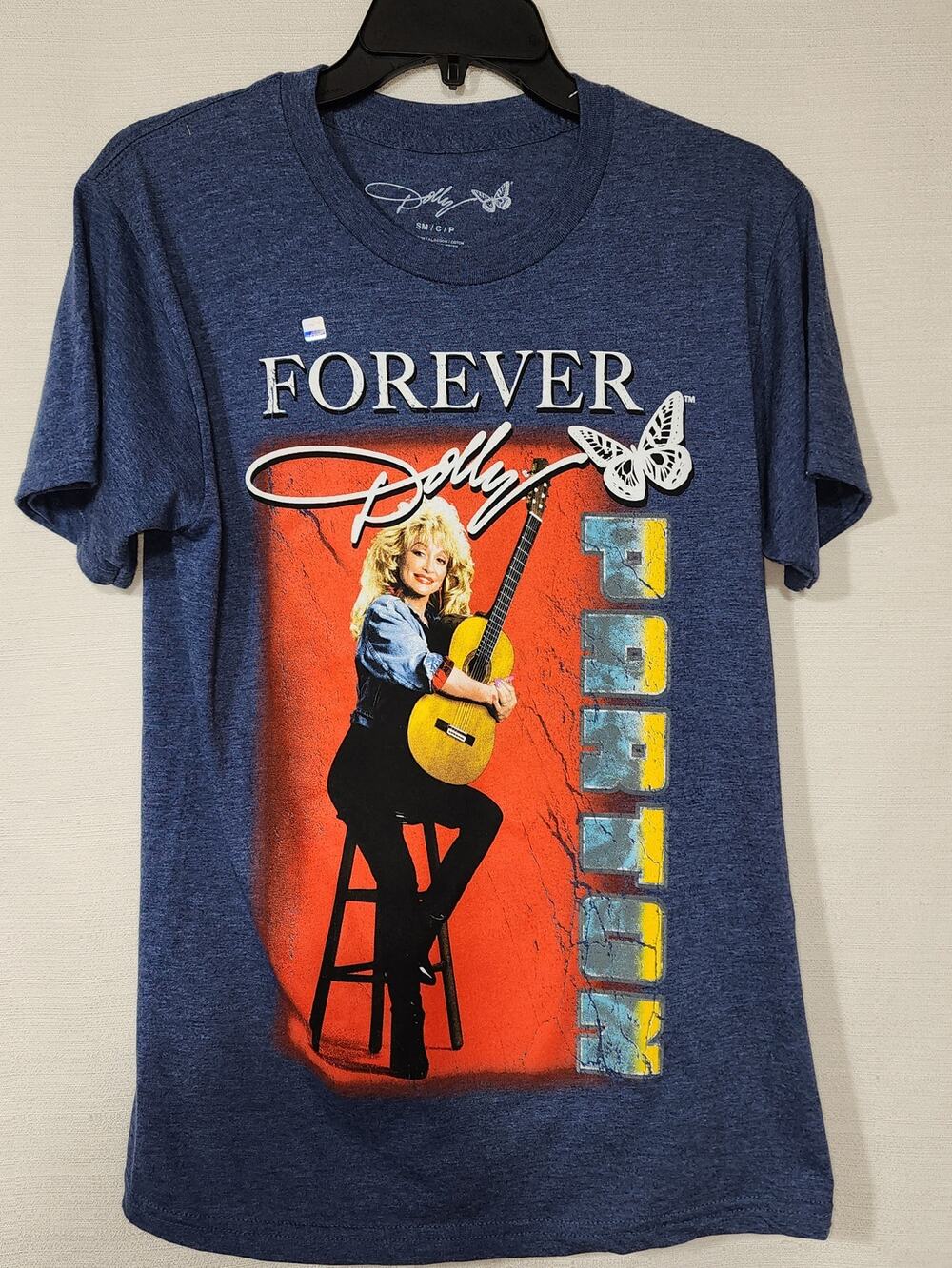 Forever Dolly men's small shirt
